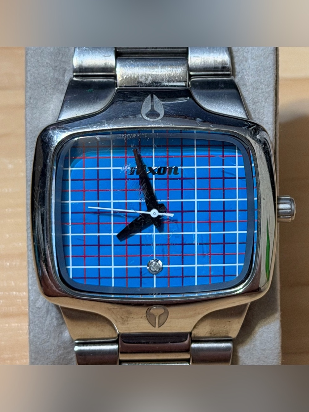 Nixon The Player Yes It's Real Blue Plaid Men's Analog Silver Watch RUNS READ